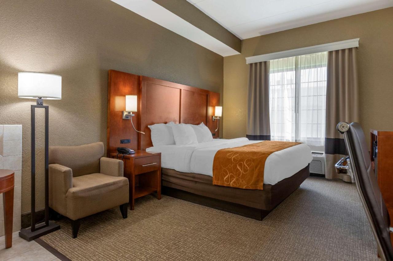 Kentwood Comfort Suites Grand Rapids South מראה חיצוני תמונה
