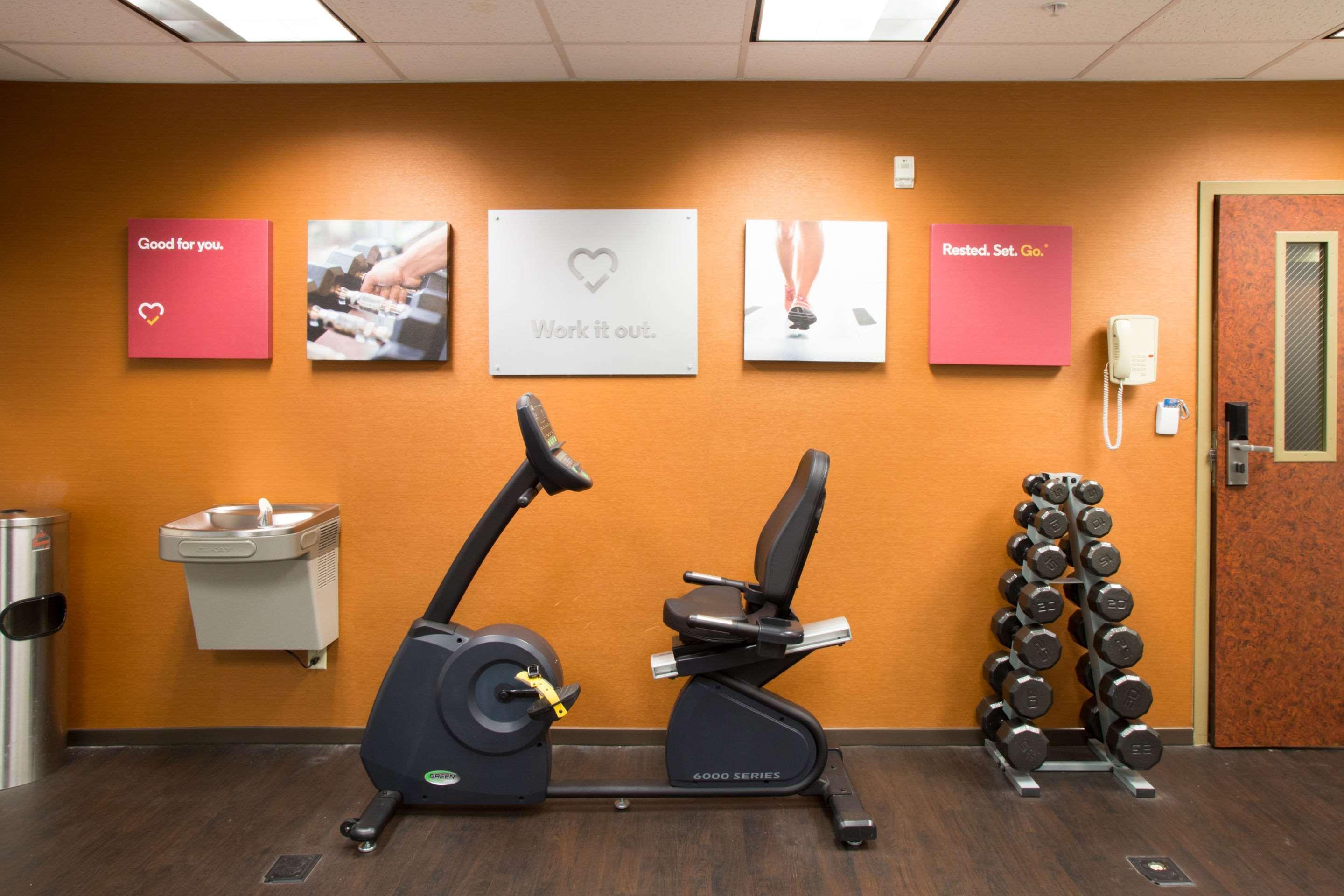 Kentwood Comfort Suites Grand Rapids South מראה חיצוני תמונה