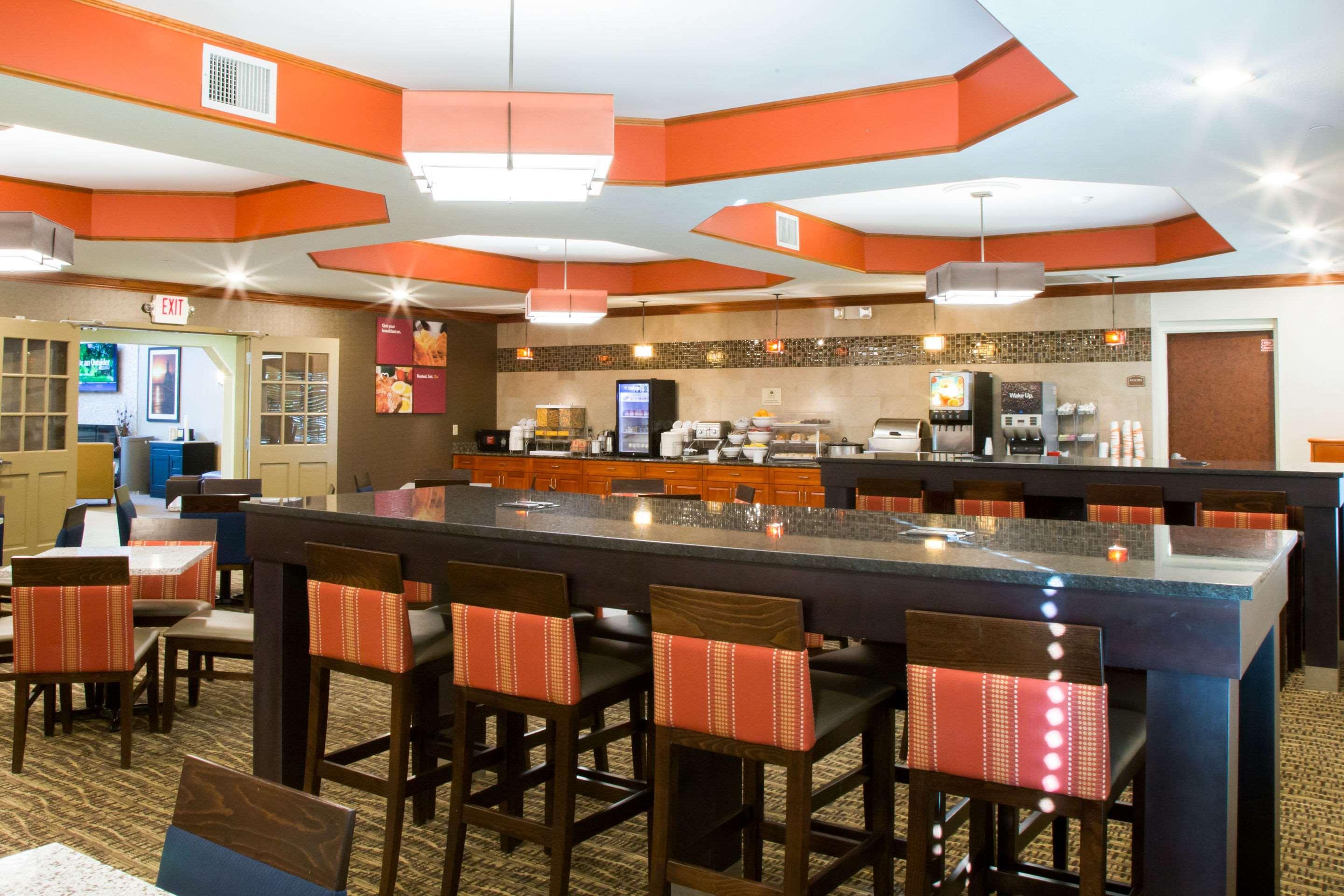 Kentwood Comfort Suites Grand Rapids South מראה חיצוני תמונה