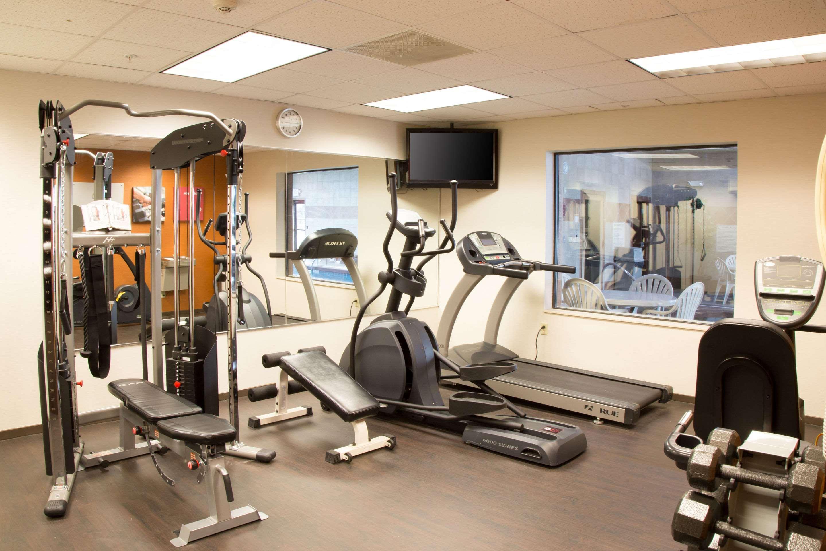 Kentwood Comfort Suites Grand Rapids South מראה חיצוני תמונה