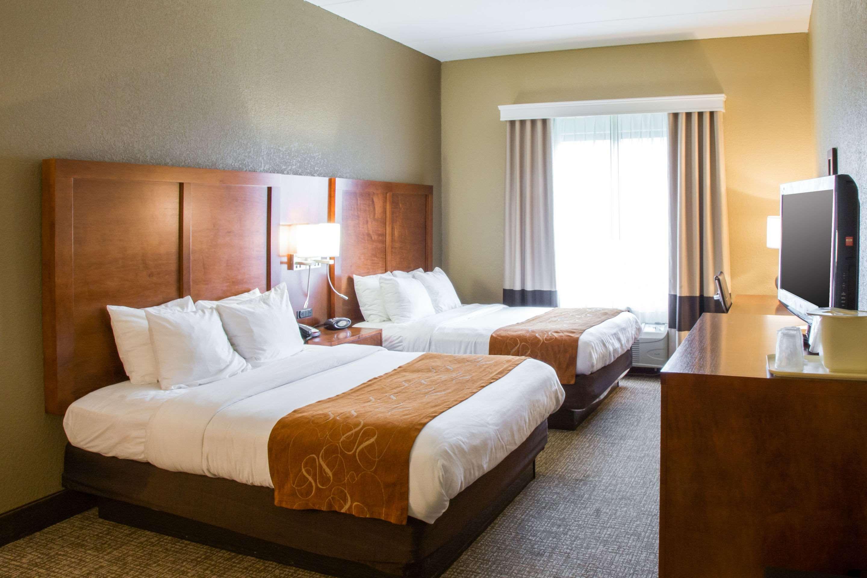 Kentwood Comfort Suites Grand Rapids South מראה חיצוני תמונה