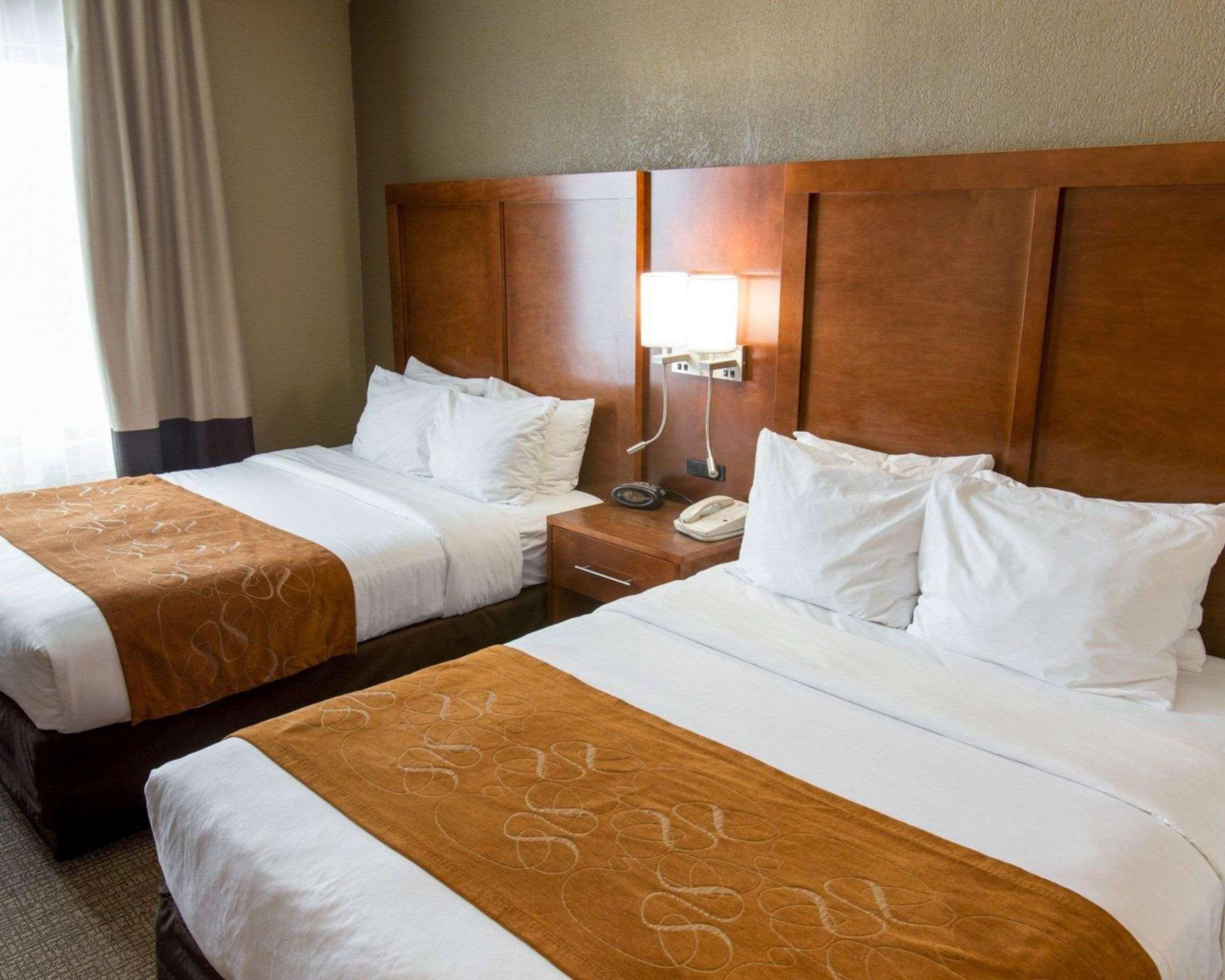 Kentwood Comfort Suites Grand Rapids South מראה חיצוני תמונה